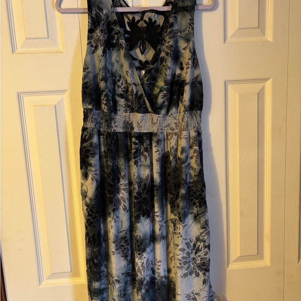 Ami Blue and Black Floral Midi Dress